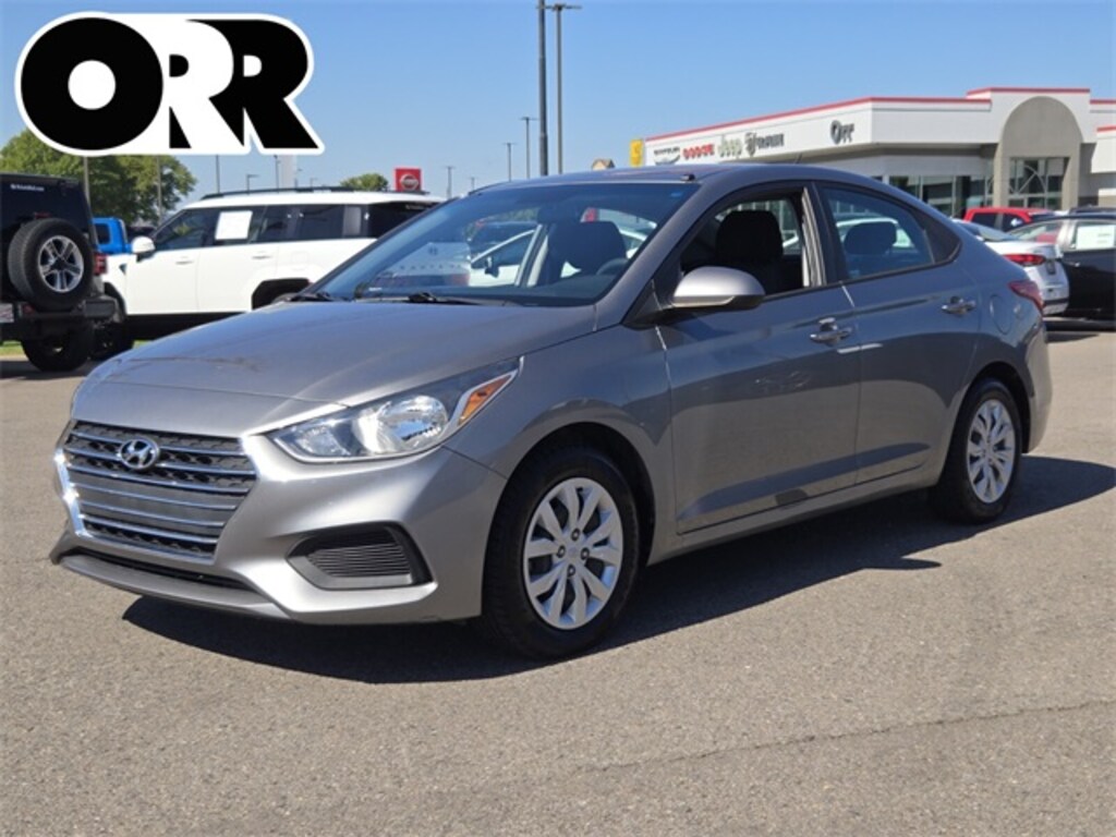 Used 2021 Hyundai Accent SE Sedan