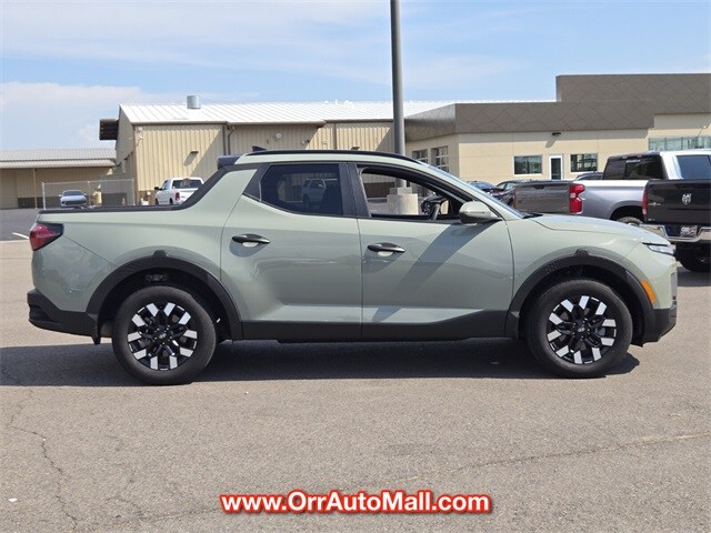 2025 Hyundai Santa Cruz SEL Activity photo 3