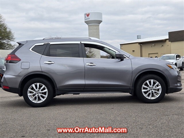 2018 Nissan Rogue AWD SV photo 4