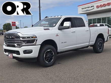 2025 Ram 3500 LARAMIE CREW CAB 4X4 6'4 BOX Pickup