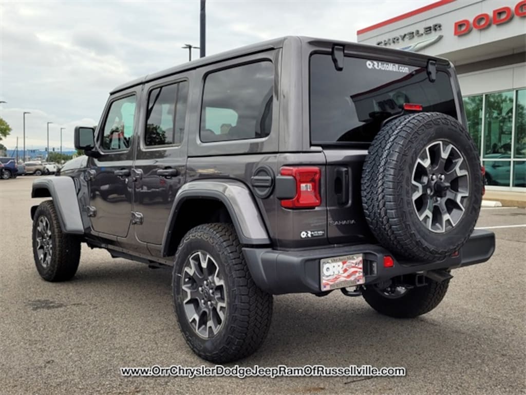 New 2025 Jeep Wrangler 4-DOOR SAHARA Sport Utility