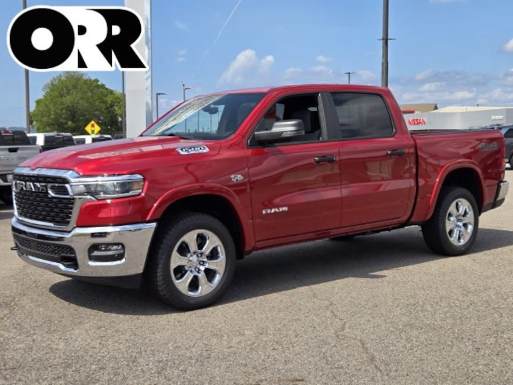 New 2026 Ram 1500 BIG HORN CREW CAB 4X4 5'7 BOX Pickup