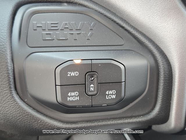 2025 RAM 3500 Chassis Big Horn - Photo 19