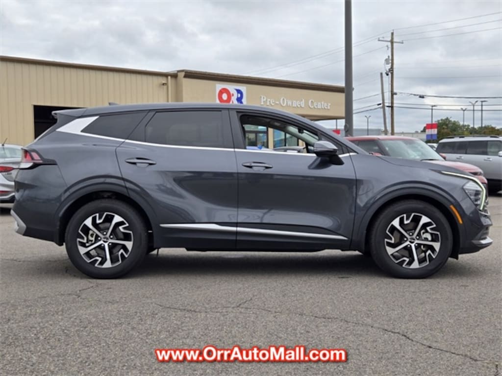 Used 2024 Kia Sportage EX SUV