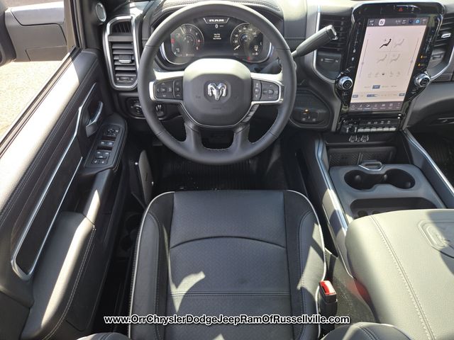 2025 RAM 3500 Chassis Big Horn - Photo 11