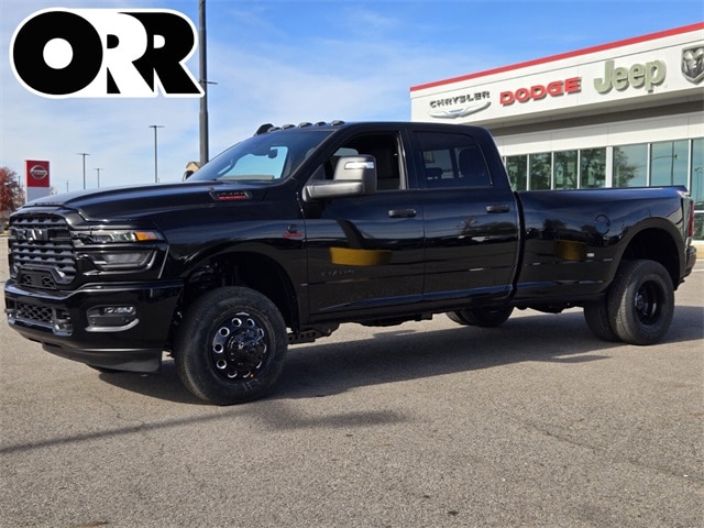 2026 RAM Ram 3500 Pickup Big Horn's photo