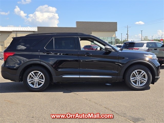 2021 Ford Explorer XLT photo 3