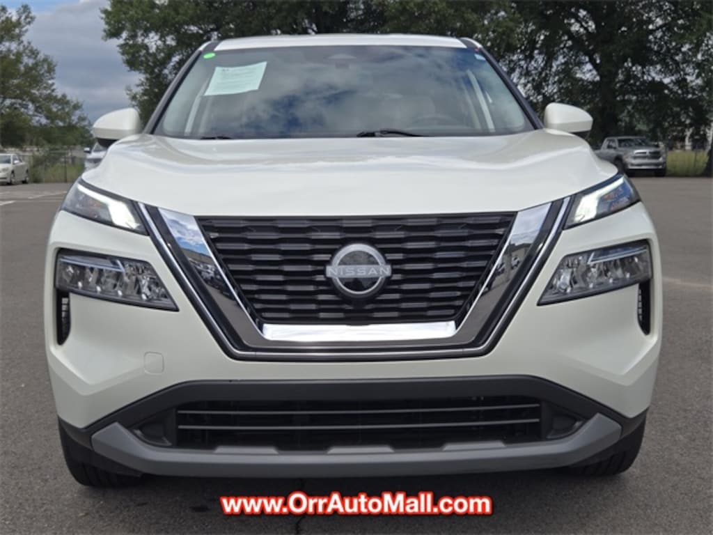 Used 2023 Nissan Rogue SV SUV