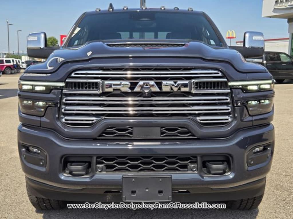 New 2026 Ram 2500 LARAMIE CREW CAB 4X4 6'4 BOX Pickup