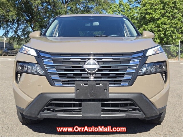 2024 Nissan Rogue AWD SV photo 2