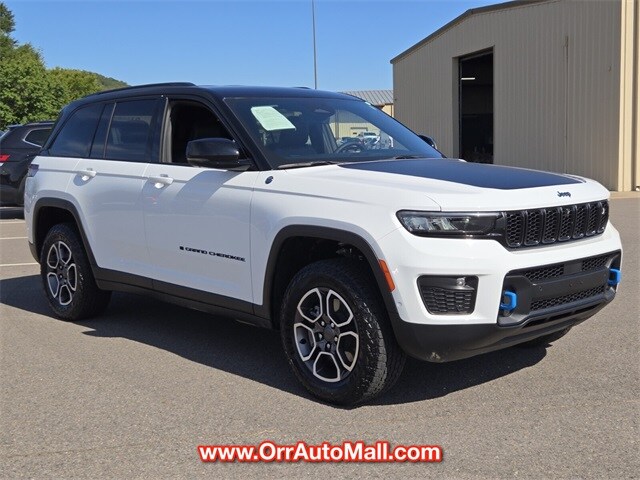 2022 Jeep Grand Cherokee Trailhawk 4xe photo 2