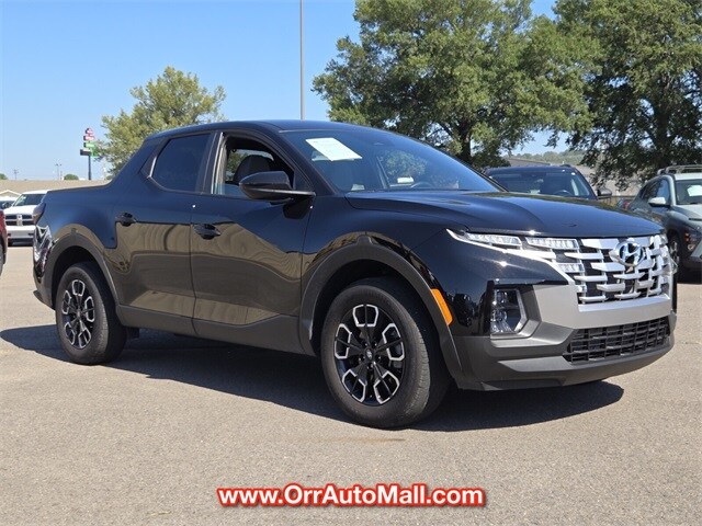 2024 Hyundai Santa Cruz SE photo 3