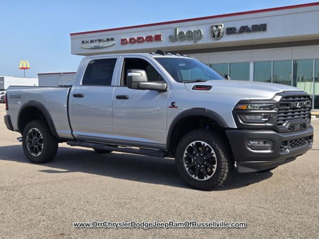 New 2026 Ram 2500 WARLOCK CREW CAB 4X4 6'4 BOX Pickup