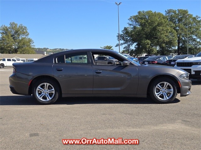 2022 Dodge Charger SXT photo 4