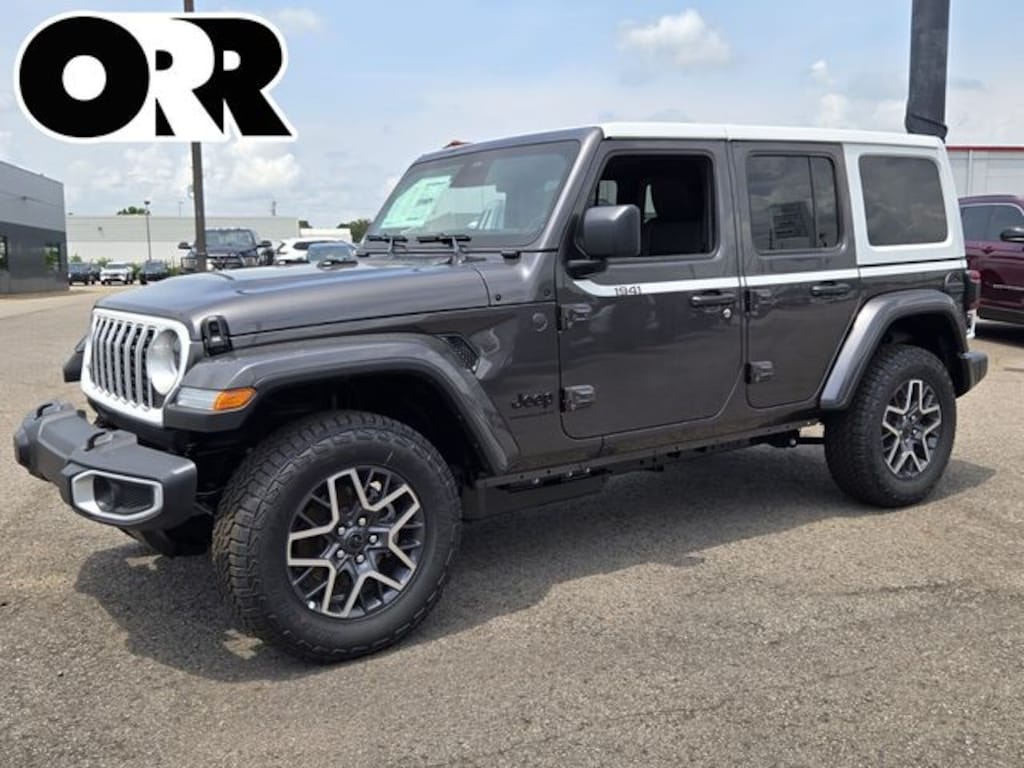 New 2026 Jeep Wrangler 4-DOOR SAHARA Sport Utility