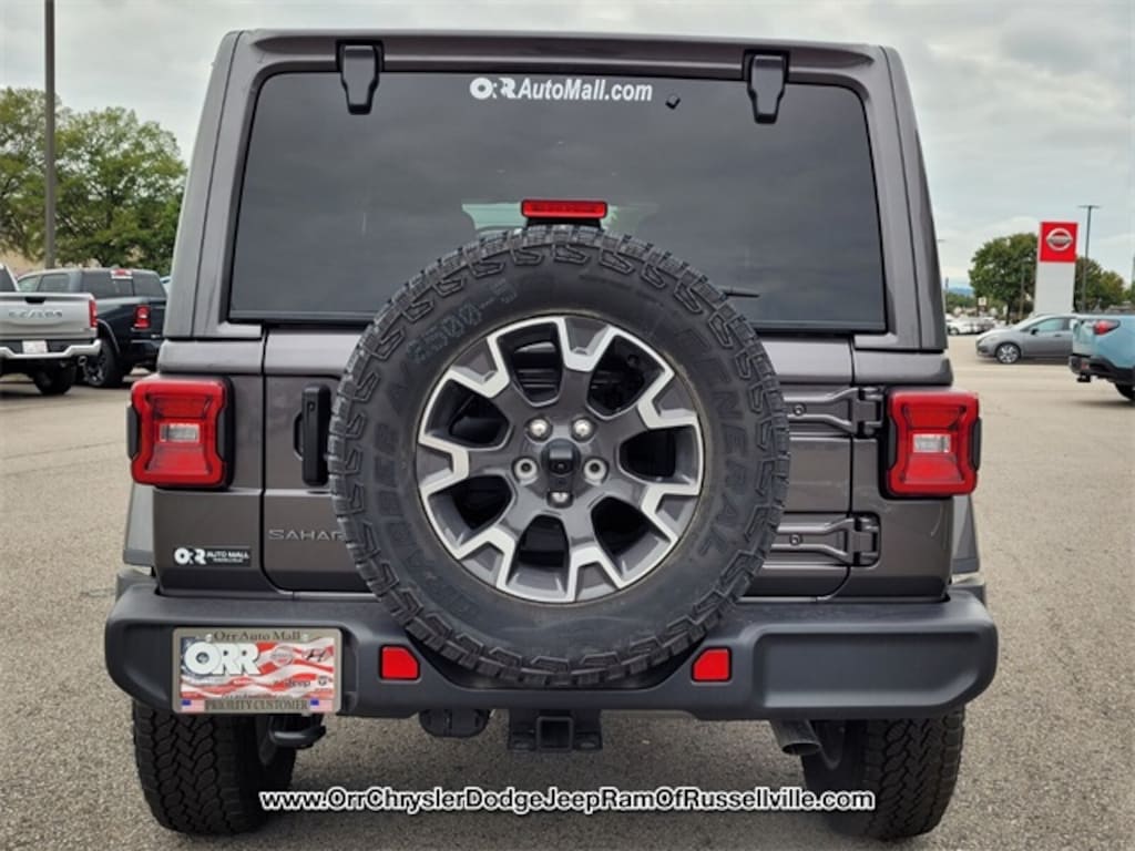 New 2025 Jeep Wrangler 4-DOOR SAHARA Sport Utility