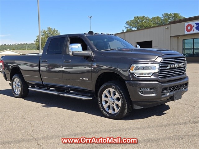 2024 Ram 3500 Laramie photo 3