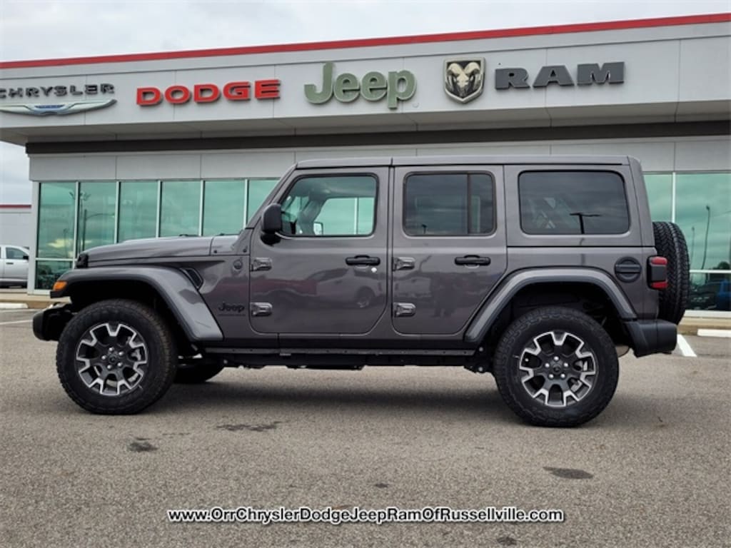 New 2025 Jeep Wrangler 4-DOOR SAHARA Sport Utility