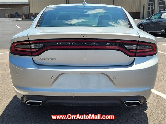 2023 Dodge Charger SXT photo 2