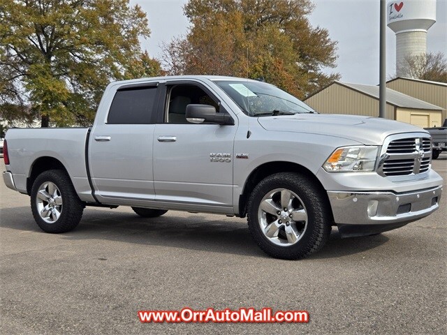 2018 Ram 1500 Big Horn photo 3