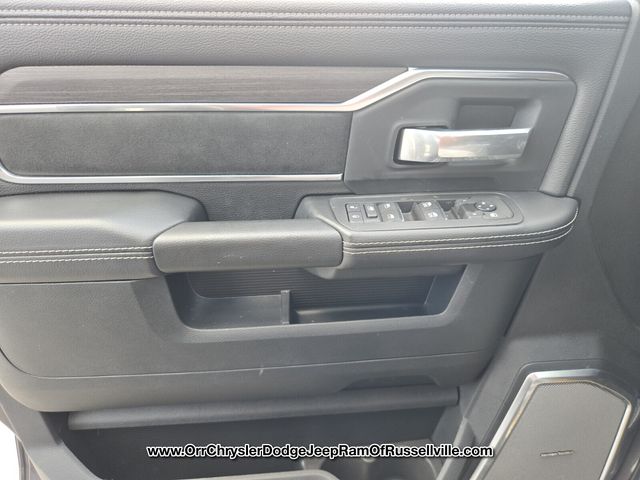 2025 RAM 3500 Chassis Big Horn - Photo 21