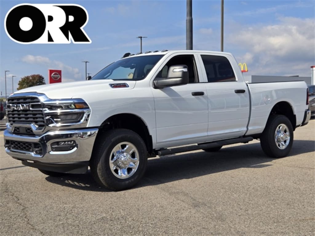 New 2026 Ram 2500 TRADESMAN CREW CAB 4X4 6'4 BOX Pickup