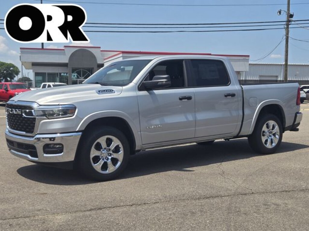 New 2026 Ram 1500 BIG HORN CREW CAB 4X4 5'7 BOX Pickup