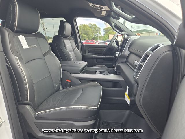 2025 RAM 3500 Laramie - Photo 17