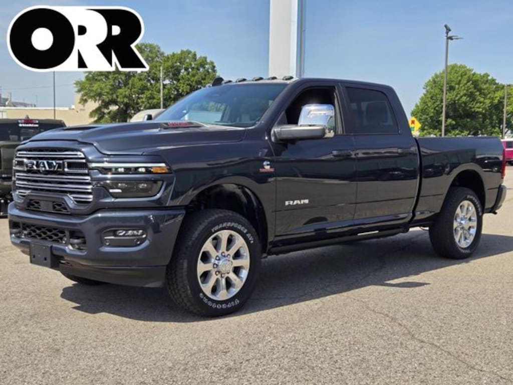 New 2026 Ram 2500 LARAMIE CREW CAB 4X4 6'4 BOX Pickup