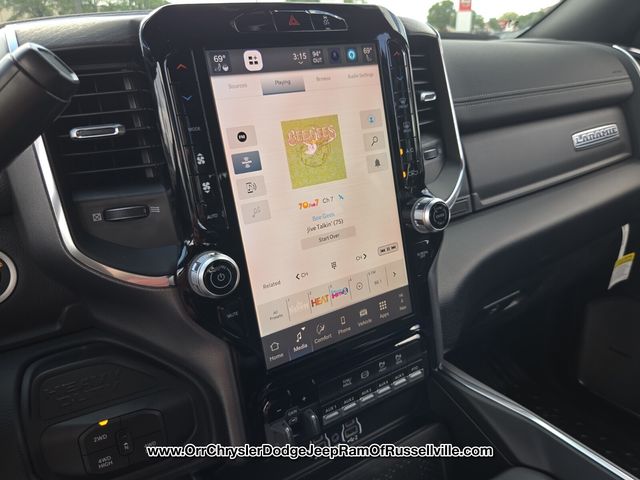 2025 RAM 3500 Chassis Big Horn - Photo 17