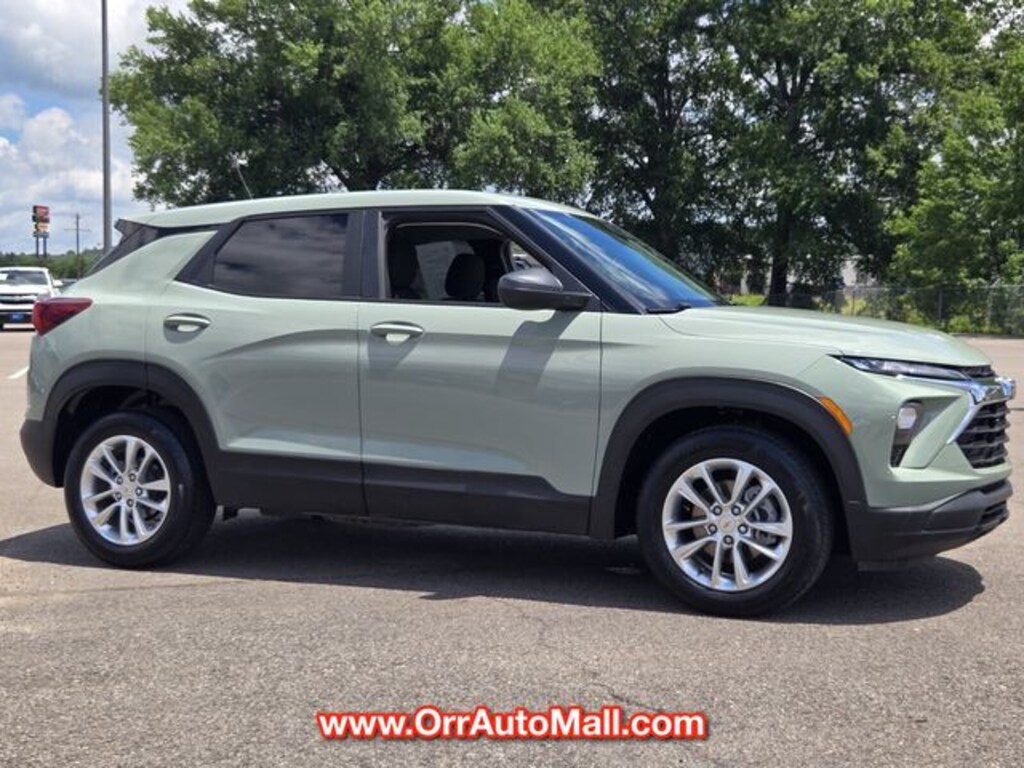 Used 2025 Chevrolet Trailblazer LS SUV