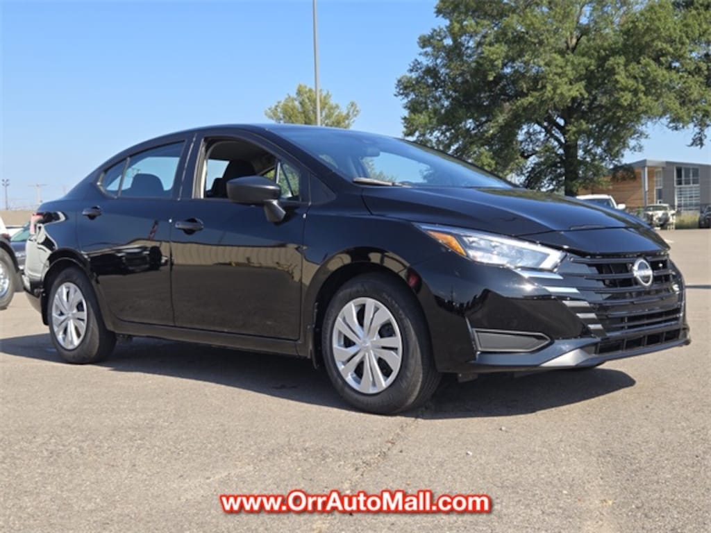Used 2025 Nissan Versa 1.6 S Sedan