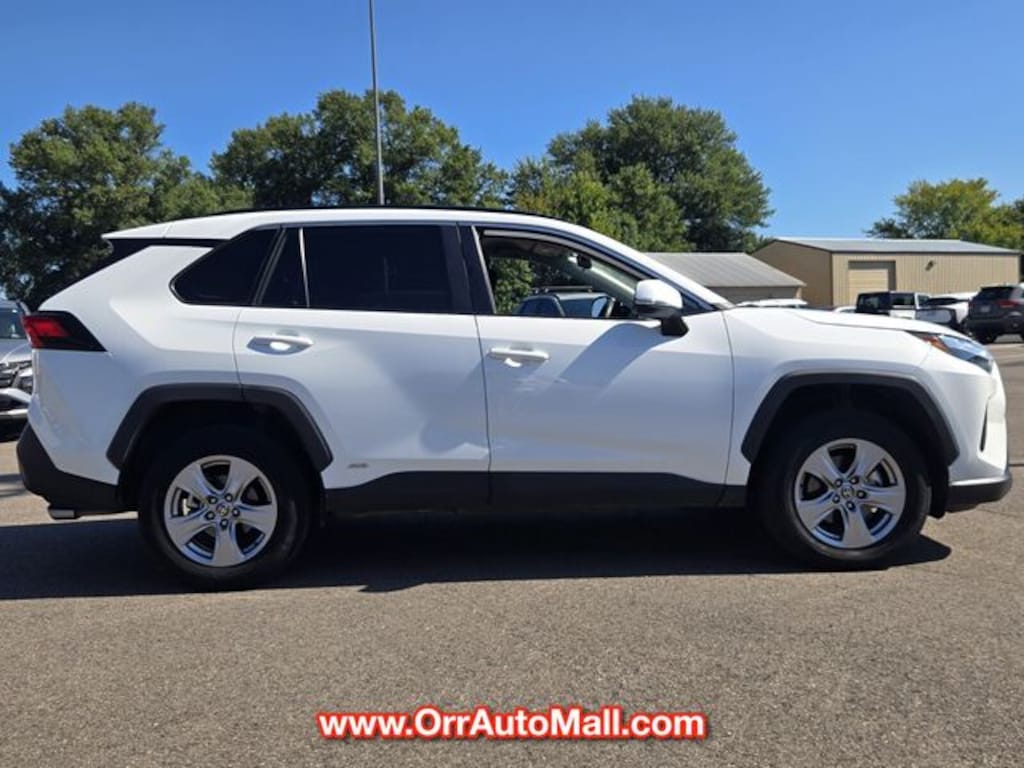 Used 2025 Toyota RAV4 Hybrid XLE SUV