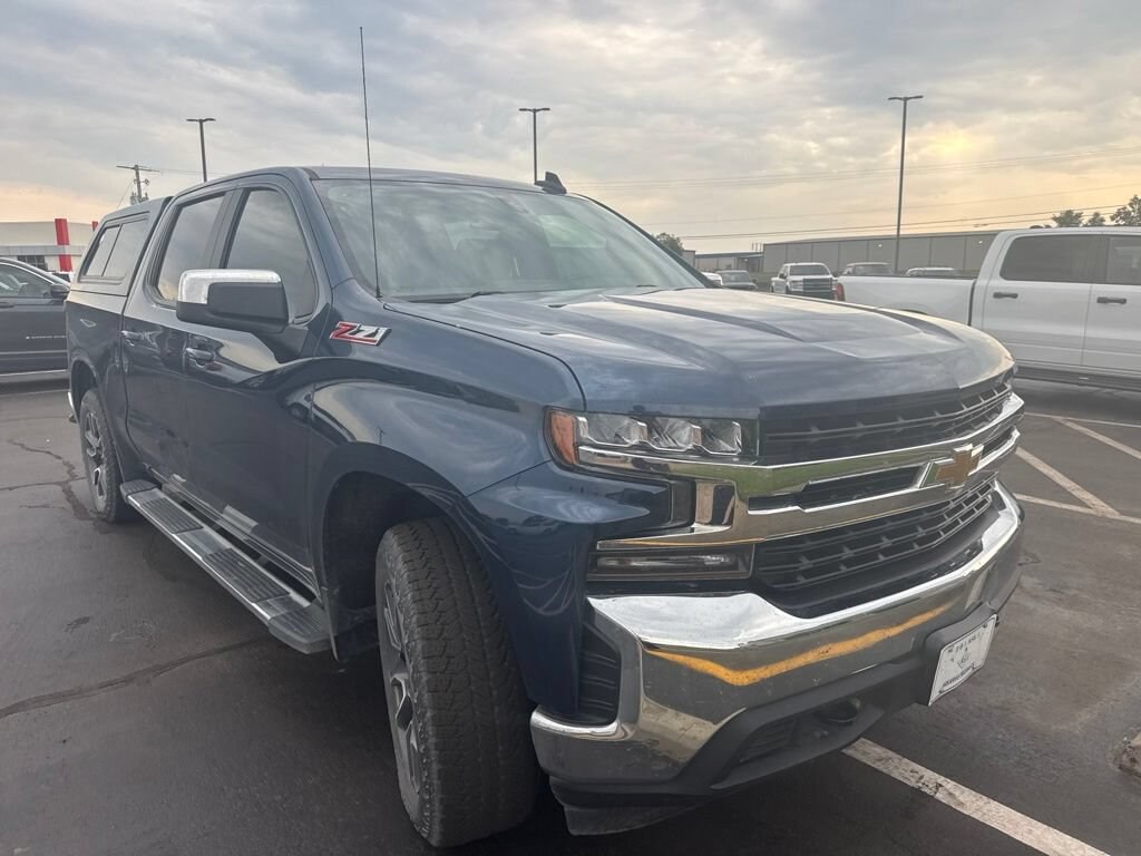 Used 2021 Chevrolet Silverado 1500 LT Truck Crew Cab
