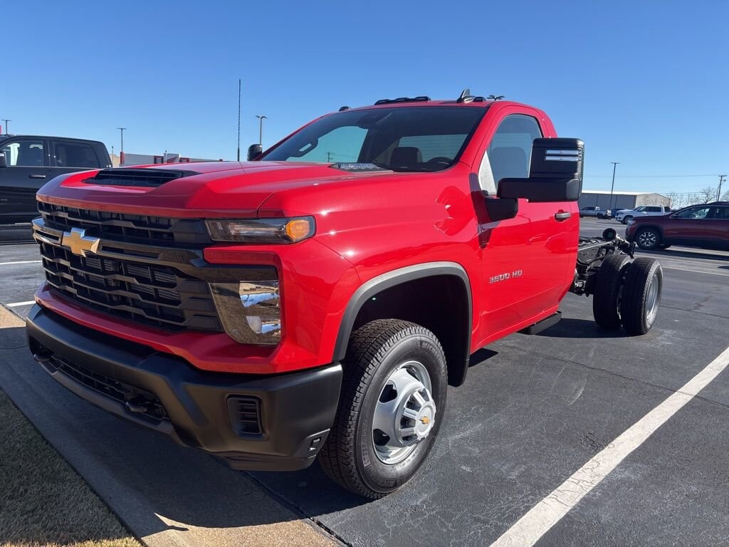 New 2026 Chevrolet Silverado 3500 HD Chassis Cab Work Truck Truck