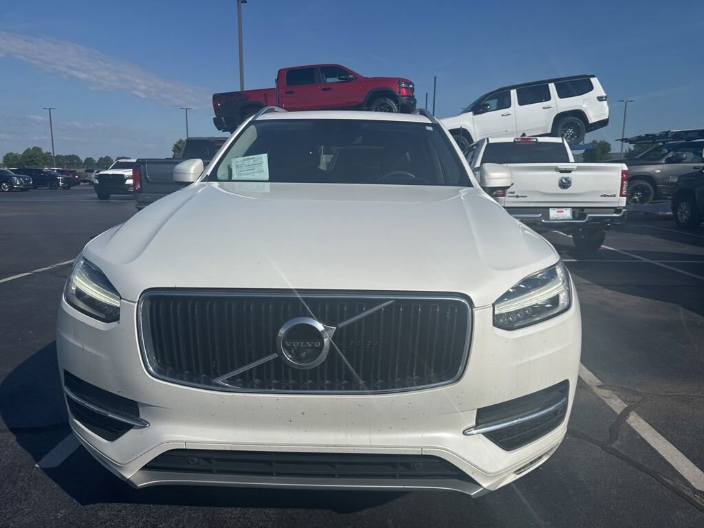Used 2018 Volvo XC90 Momentum SUV