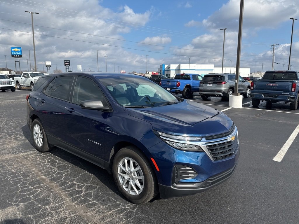 Used 2023 Chevrolet Equinox LS SUV