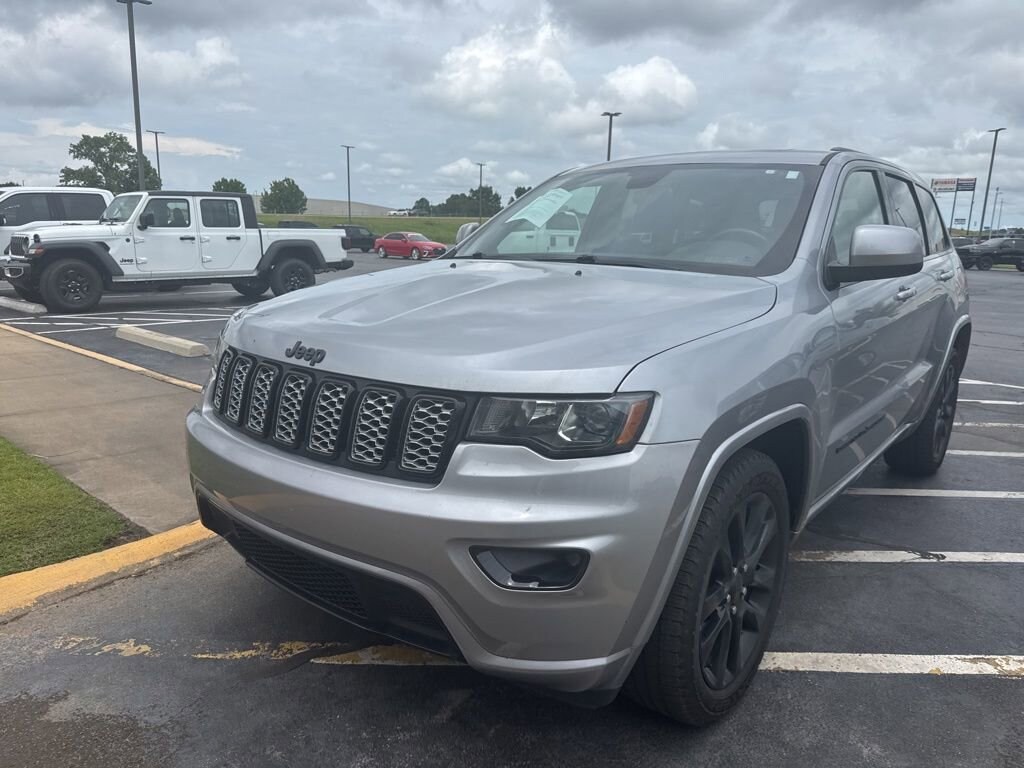 Used 2021 Jeep Grand Cherokee Laredo X SUV