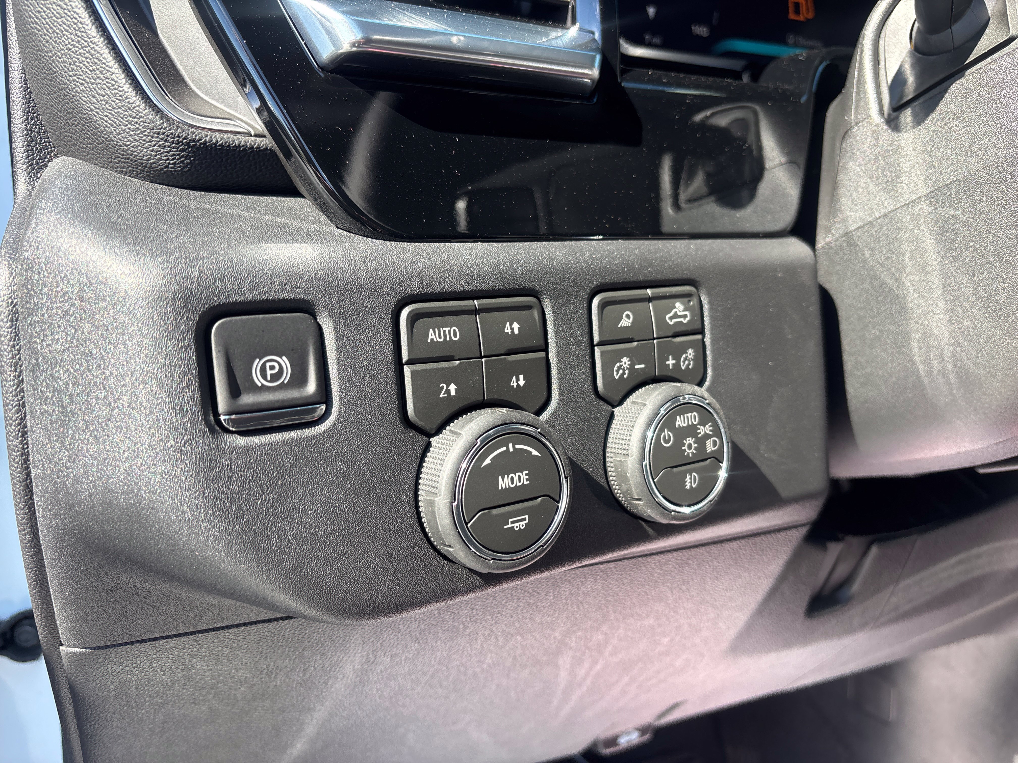 2026 Chevrolet Silverado 2500 HD LTZ - Photo 19
