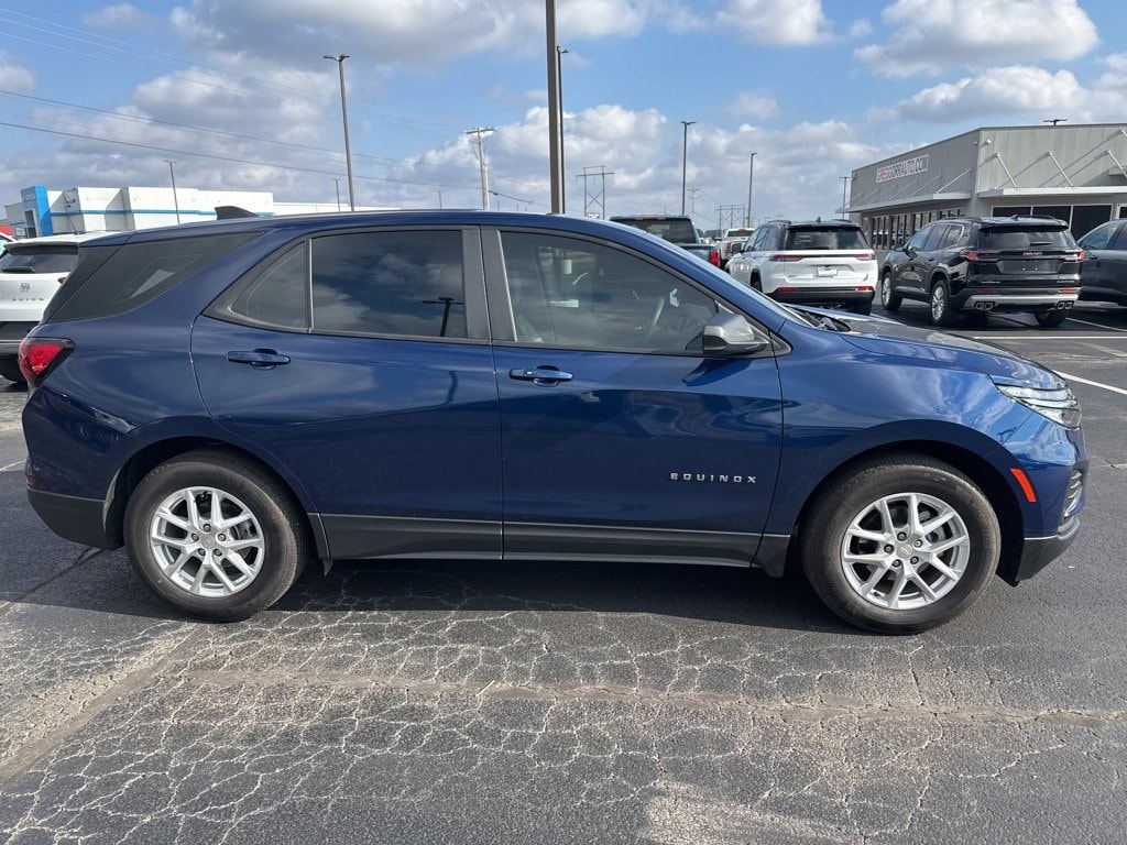 Used 2023 Chevrolet Equinox LS SUV