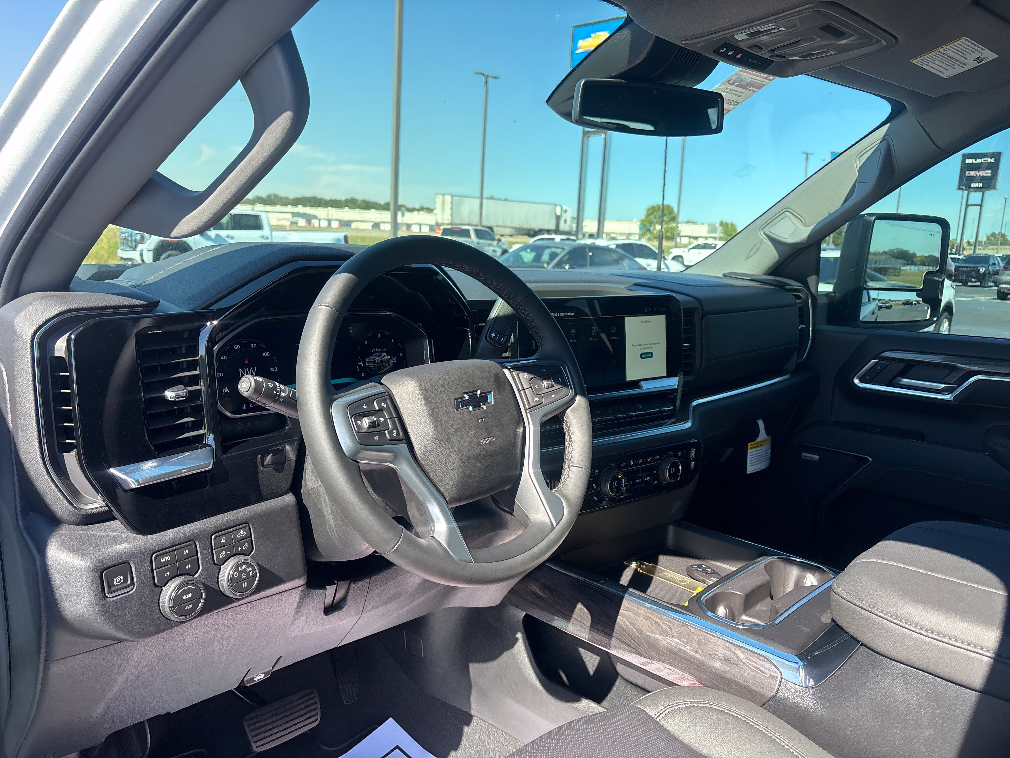 2026 Chevrolet Silverado 2500 HD LTZ - Photo 14