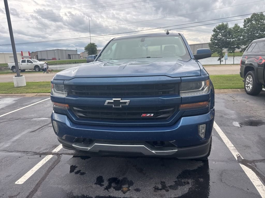 Used 2017 Chevrolet Silverado 1500 LT Truck Crew Cab