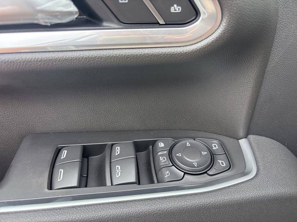 2026 Chevrolet Silverado 2500 HD LTZ - Photo 11