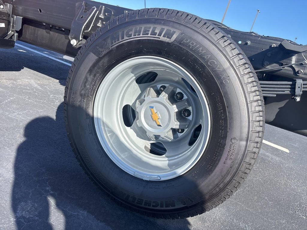 2026 Chevrolet Silverado 3500 HD Work Truck - Photo 6