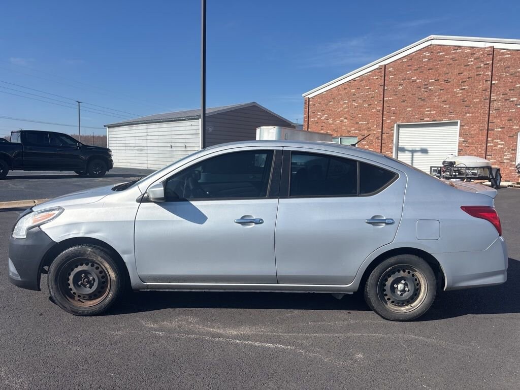 Used 2017 Nissan Versa Sedan SV Sedan