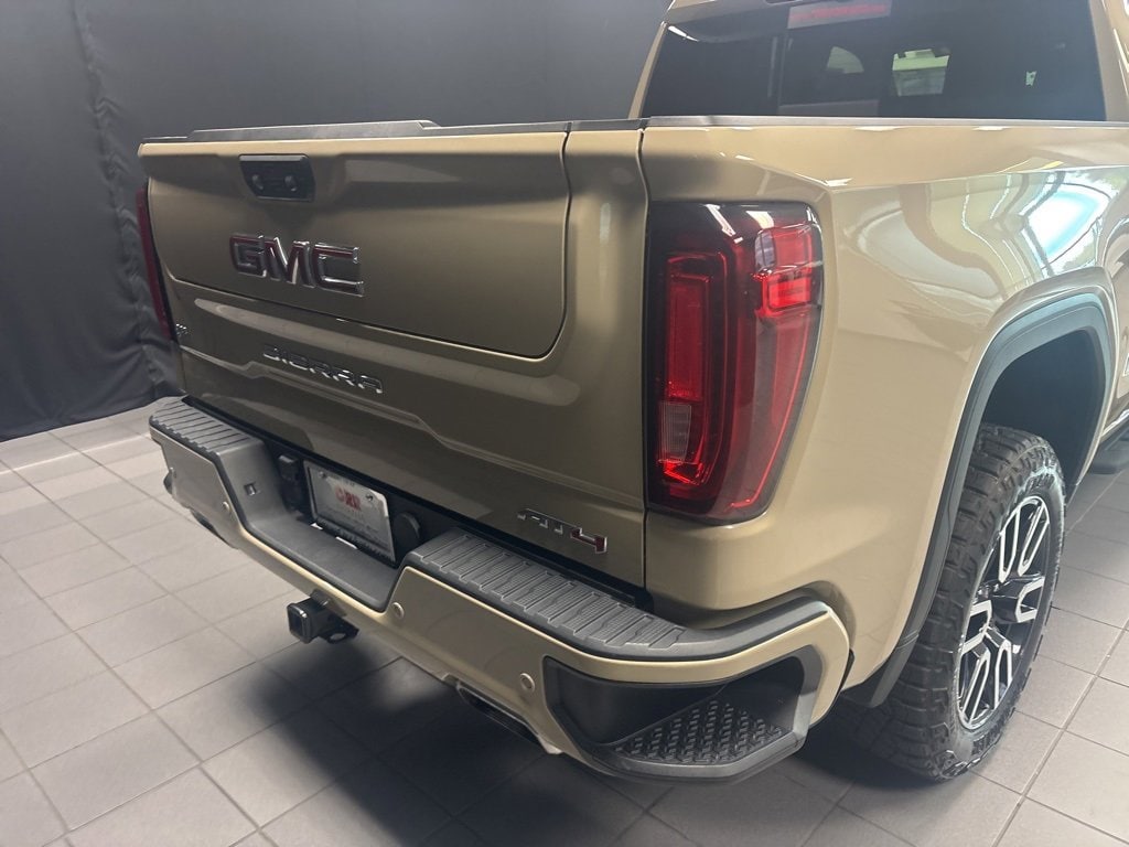 Used 2022 GMC Sierra 1500 AT4 Truck Crew Cab