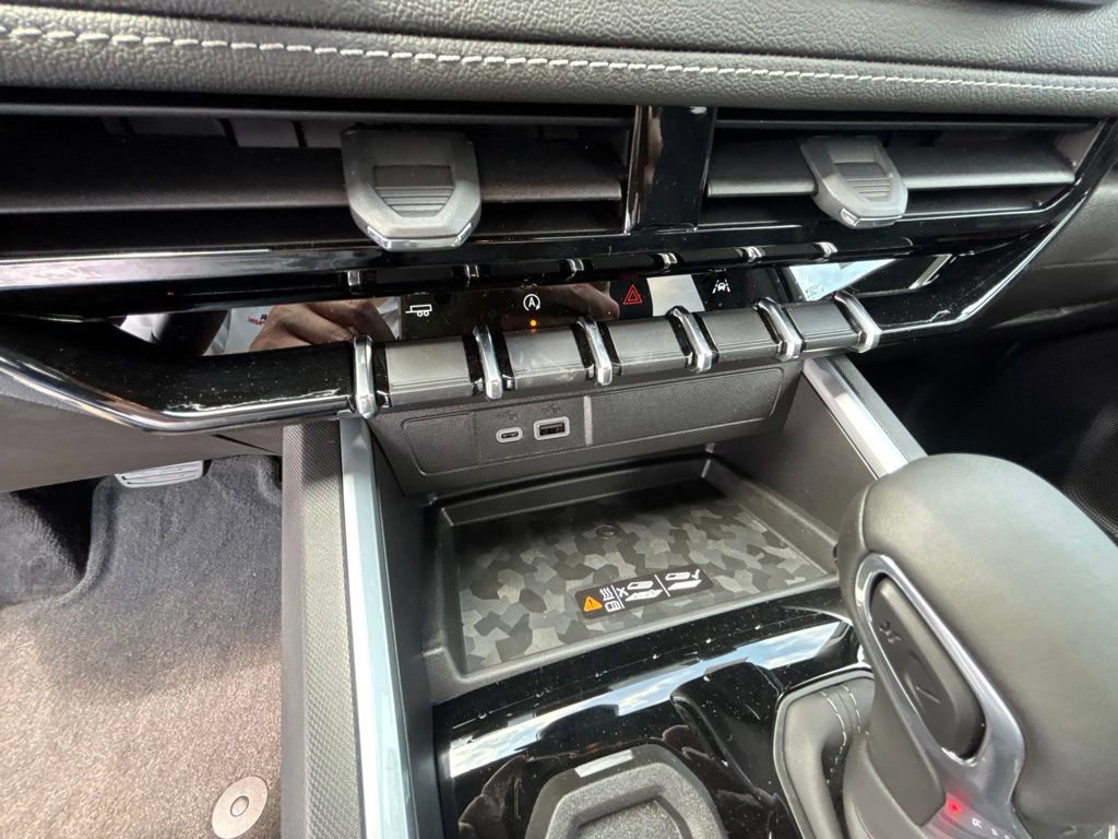 2026 Chevrolet Colorado LT - Photo 15