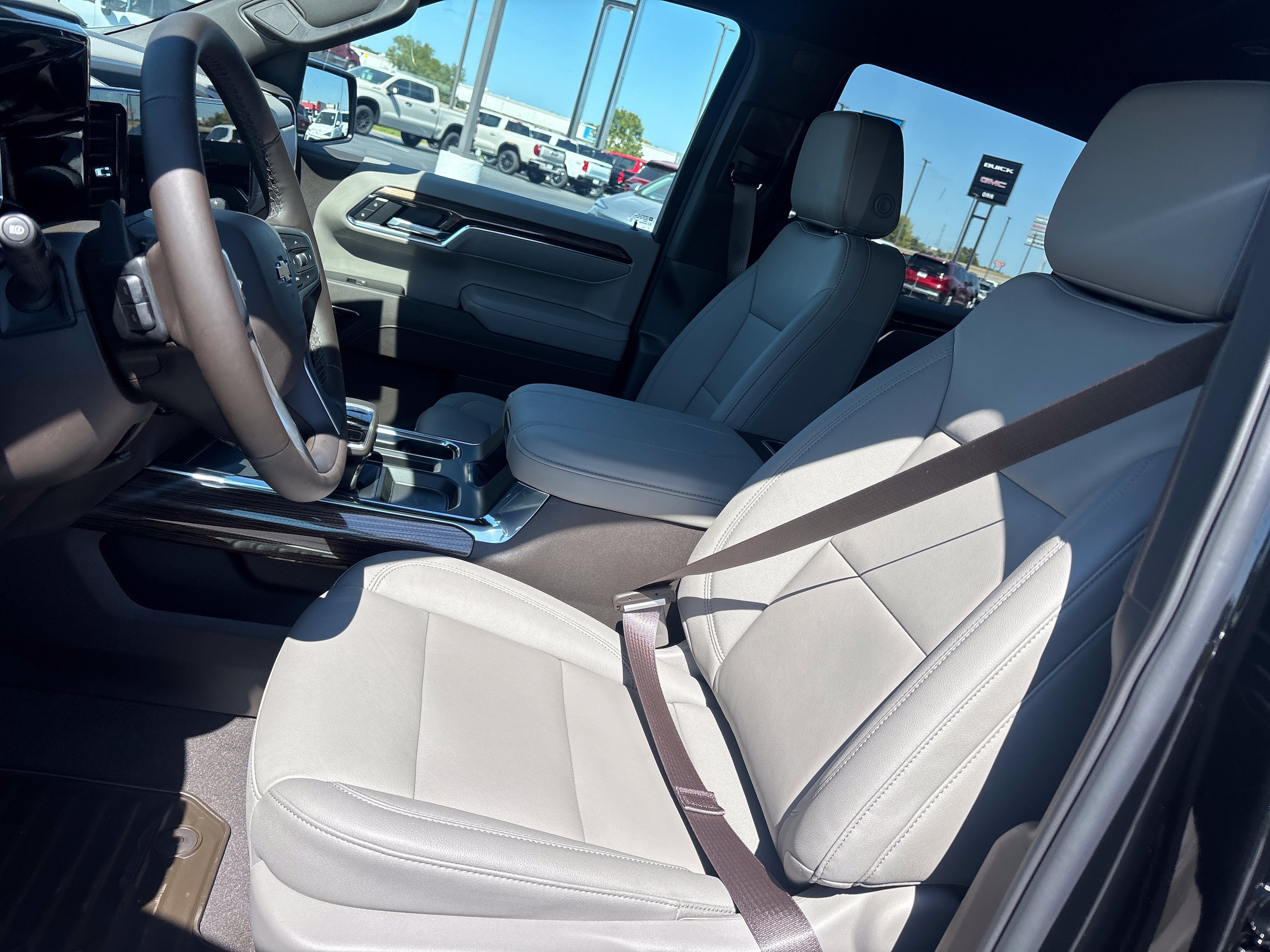 2026 Chevrolet Silverado 1500 LT - Photo 12