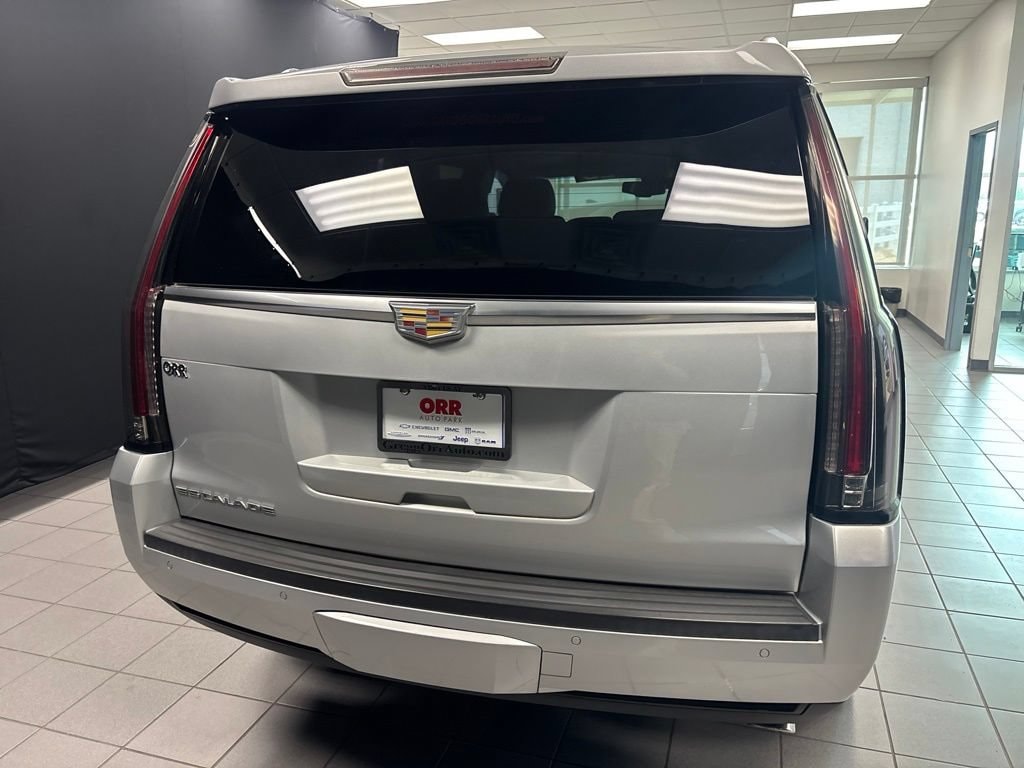 Used 2016 CADILLAC Escalade Luxury Collection SUV