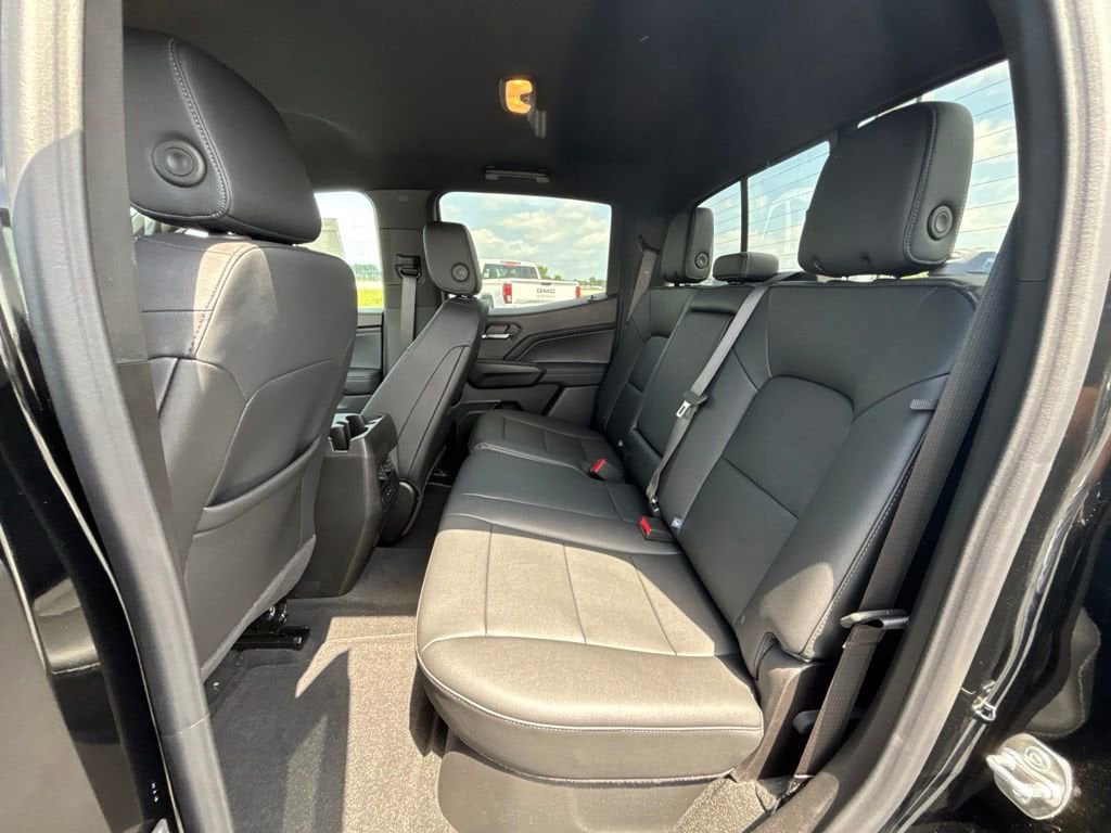 2026 Chevrolet Colorado LT - Photo 17
